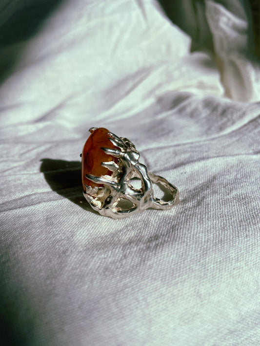 Anillo Devilish A.Cornalina